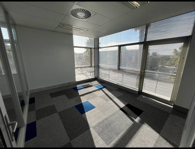 120M² OFFICE TO LET IN CENTURY CITY